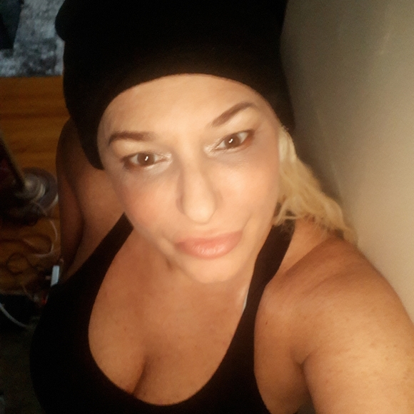 Meet your Posher, Tammy - Picture 3 of 7